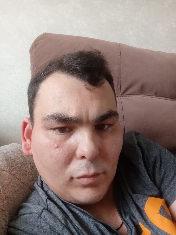  53811348  , 32 ,    