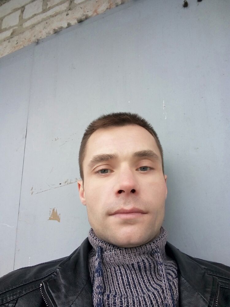  22829858  , 37 ,    