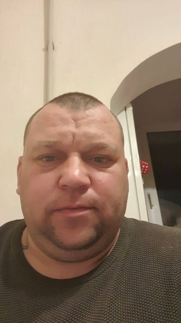  22648778  , 38 ,    