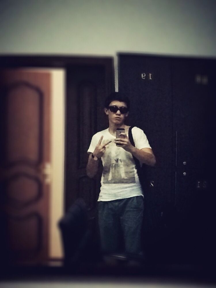  4894258  MrM, 31 ,    