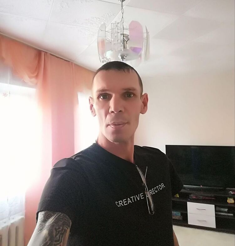  46583558  , 47 ,    