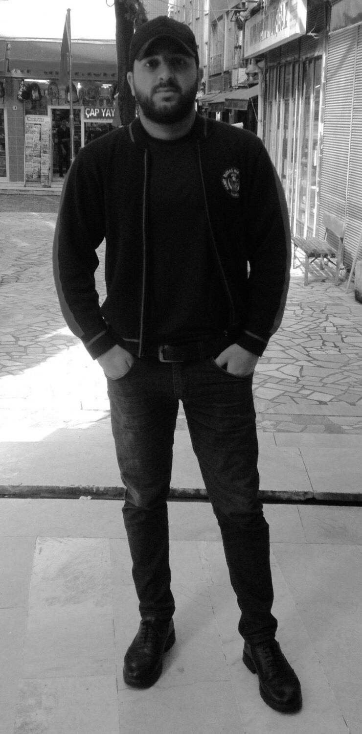  34206868  Zaur sultan, 34 ,    