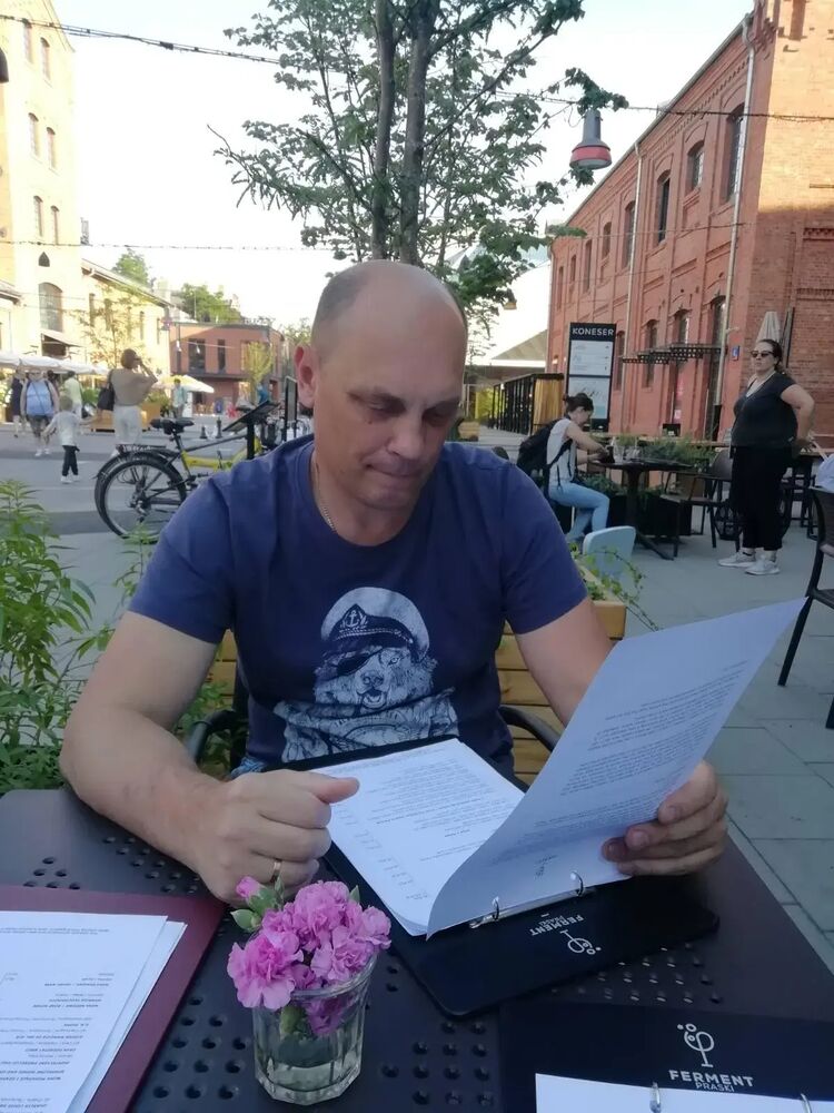  Warszawa,   , 51 ,   ,   
