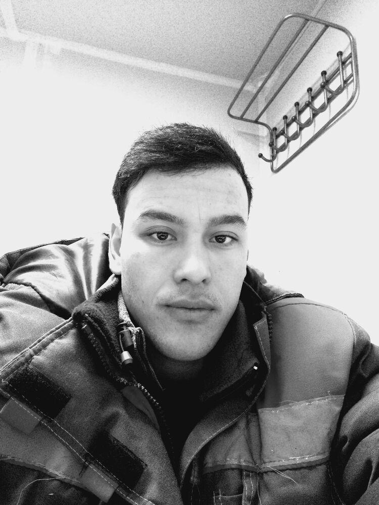  44653868  Shaxboz, 26 ,    