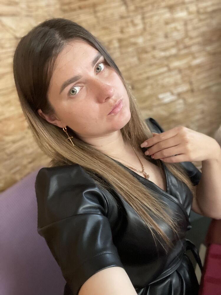  46818548  , 32 ,    