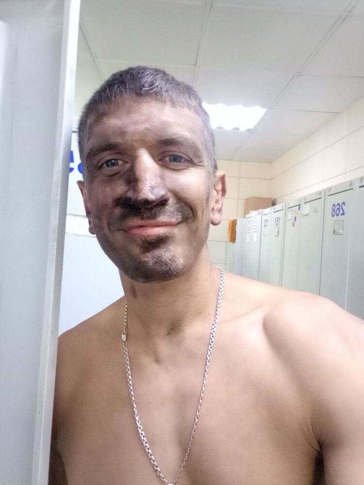  37915208  , 40 ,    