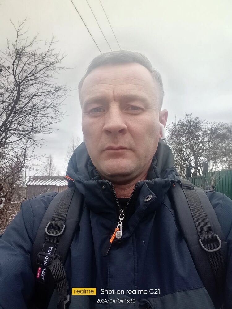  47863908  Mikhail, 46 ,    