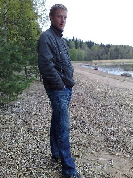  11812278  Ivan, 43 ,    