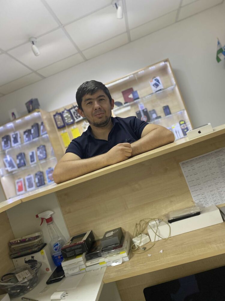  ,   Oybek, 33 ,   ,   