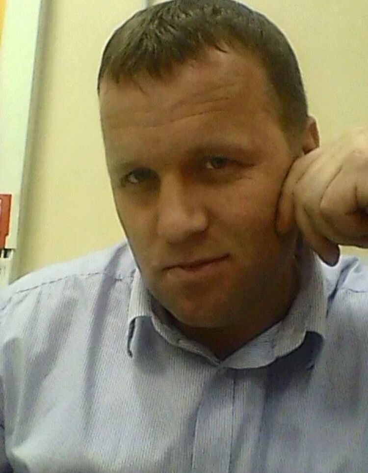  23860128  Andrei, 50 ,    