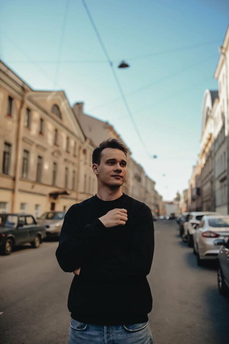  26853548  , 30 ,    -