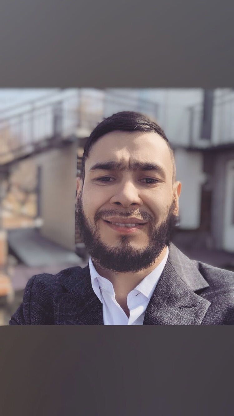  27058268  Nursultan, 30 ,    