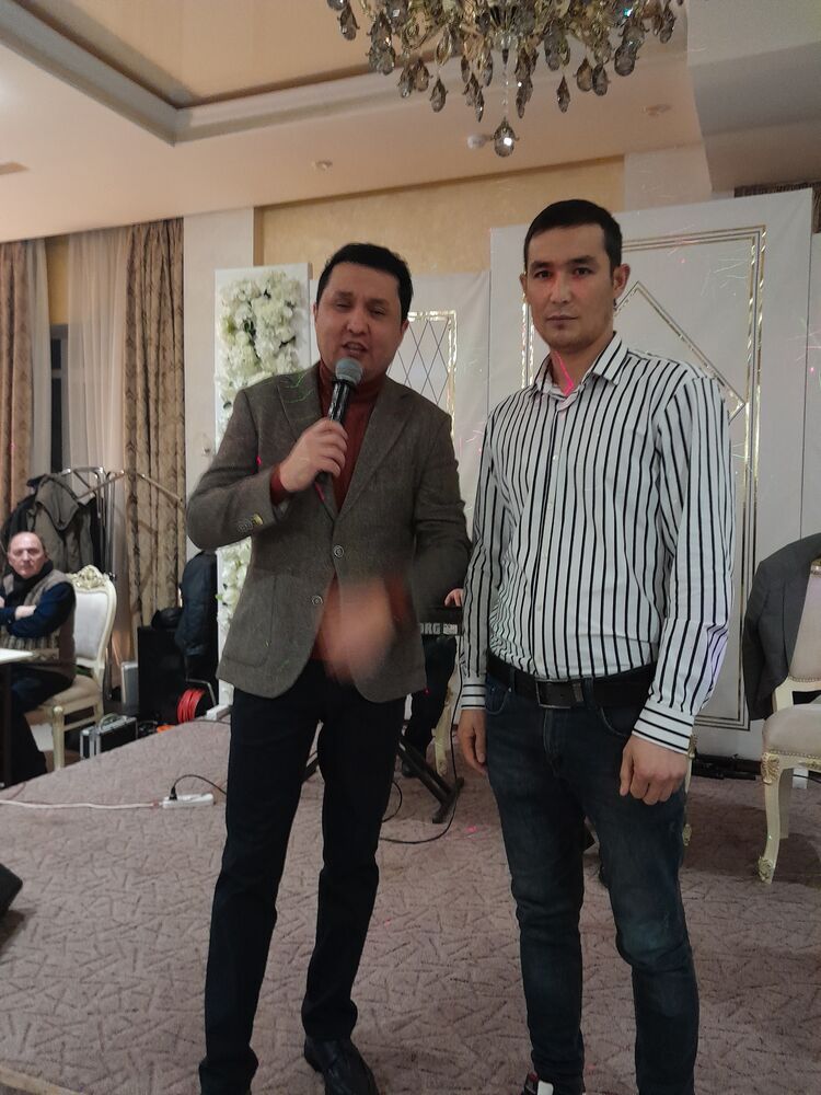  32229788  Muzrob, 32 ,    