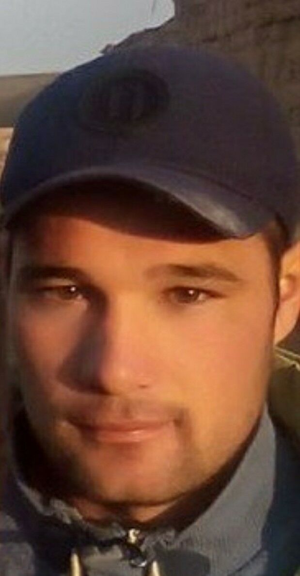  19178718  Giyos, 31 ,    