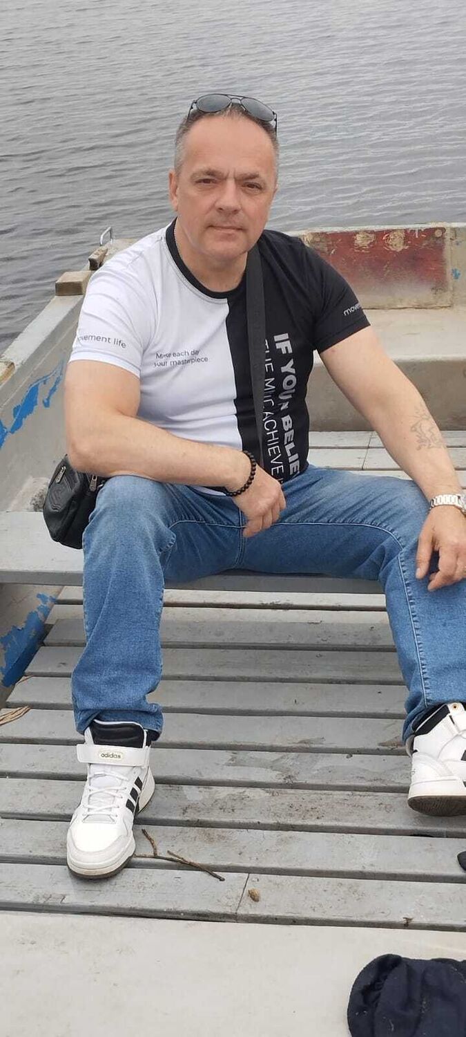  52008528  , 46 ,    