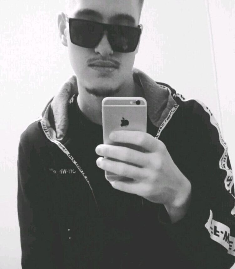  27331778  Slava, 25 ,    