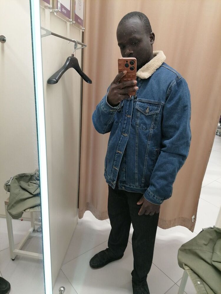 ���� 56357178 ������� Yann, 35 ���, ���� ���������� � Fredericton