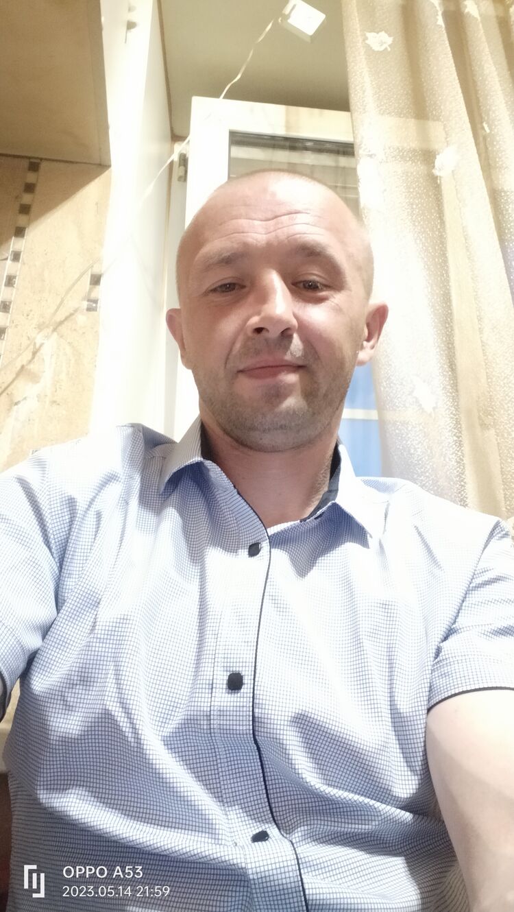  42150988  A, 39 ,     