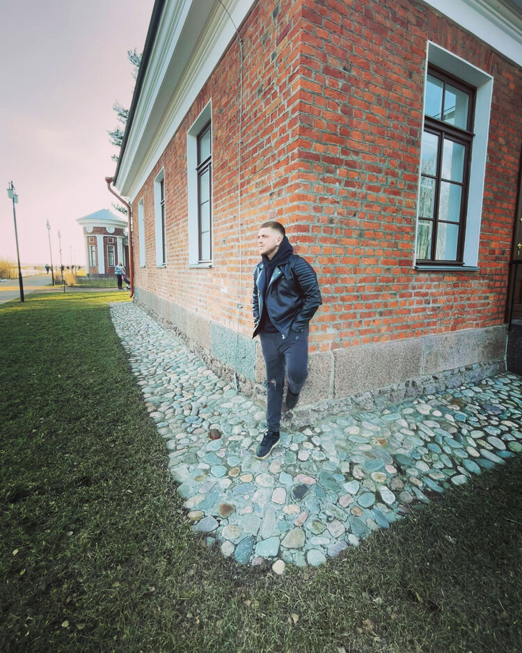  33783468  , 31 ,    -