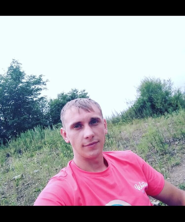  40937548  , 32 ,    