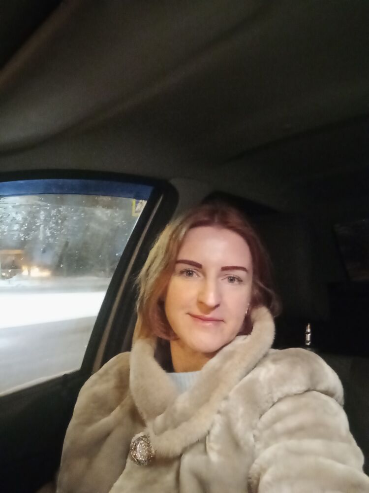  34470848  Julia, 42 ,    