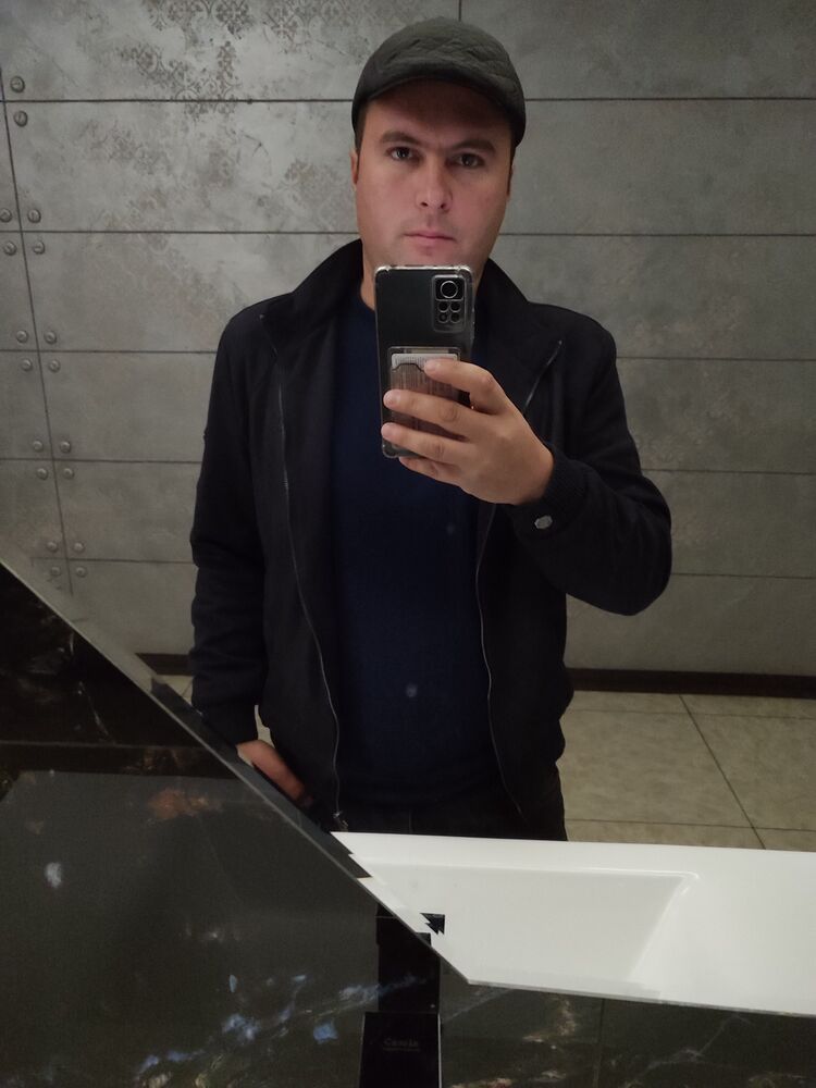  49353438  Javohir, 30 ,    