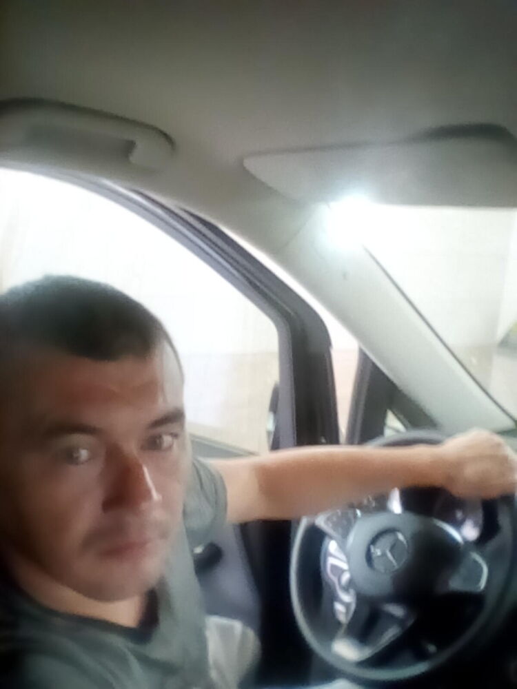  46771658  , 42 ,    