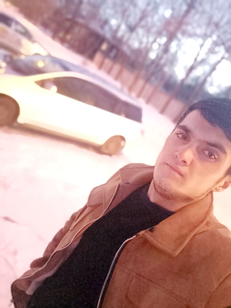  31571948  Sarvar, 23 ,    