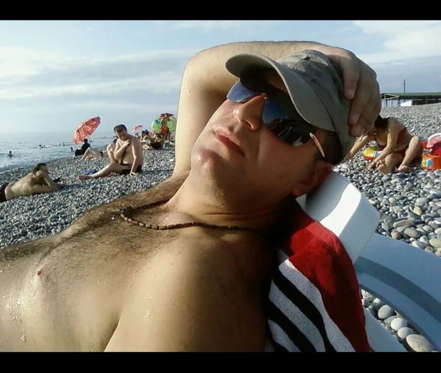 ,   Dima, 32 ,   ,   