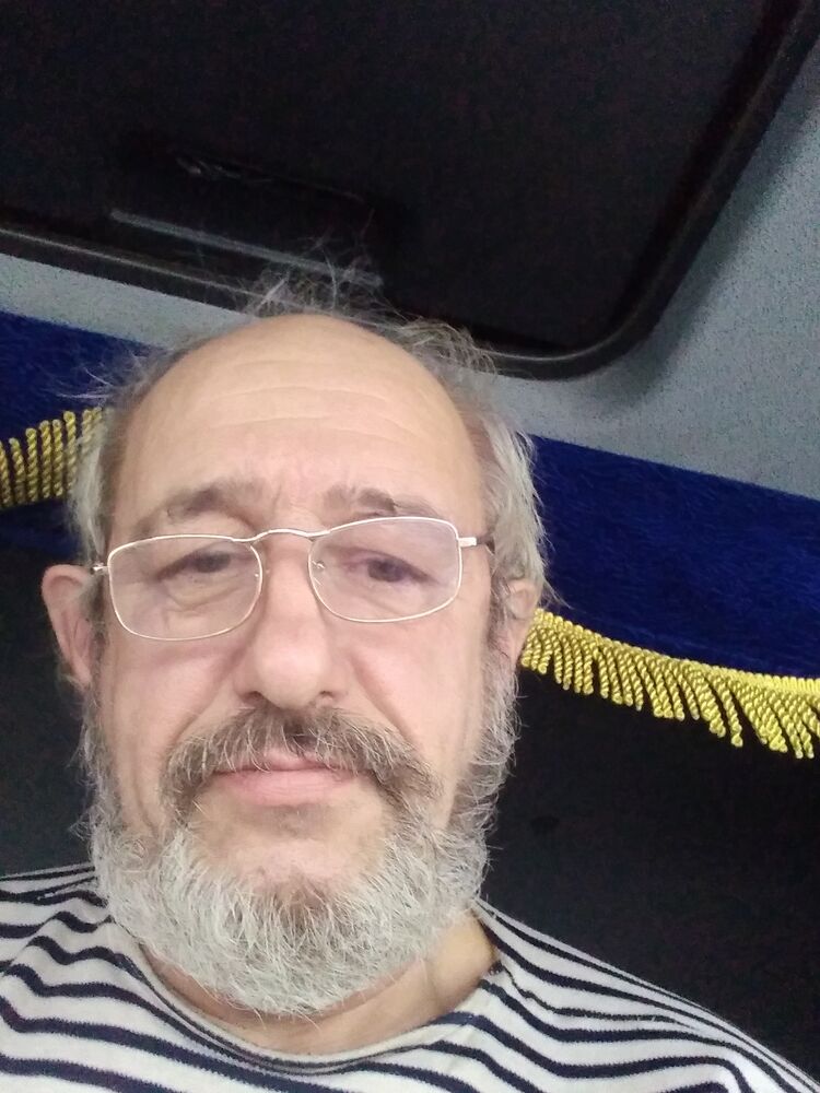  32282598  , 61 ,    
