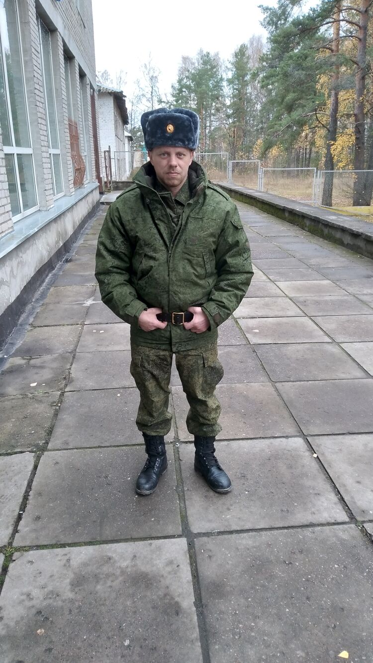  -,   Lukoshnikov, 37 ,   ,   