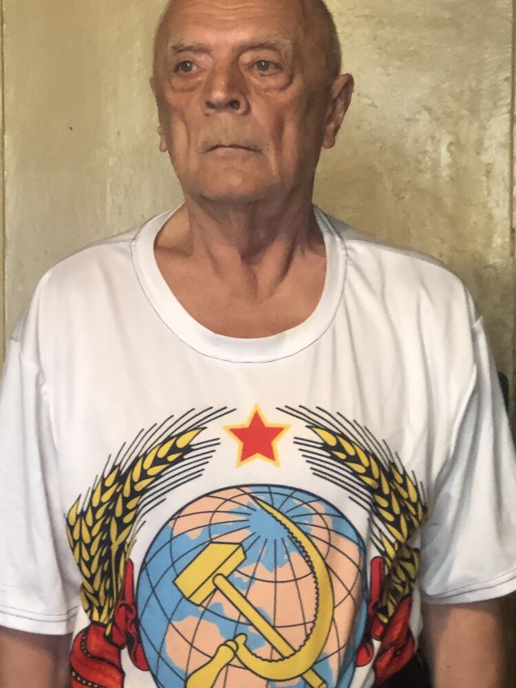  37391318  , 77 ,    