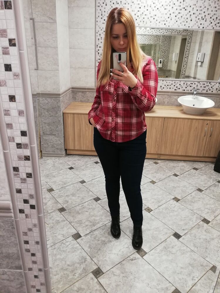  19247078  , 32 ,    