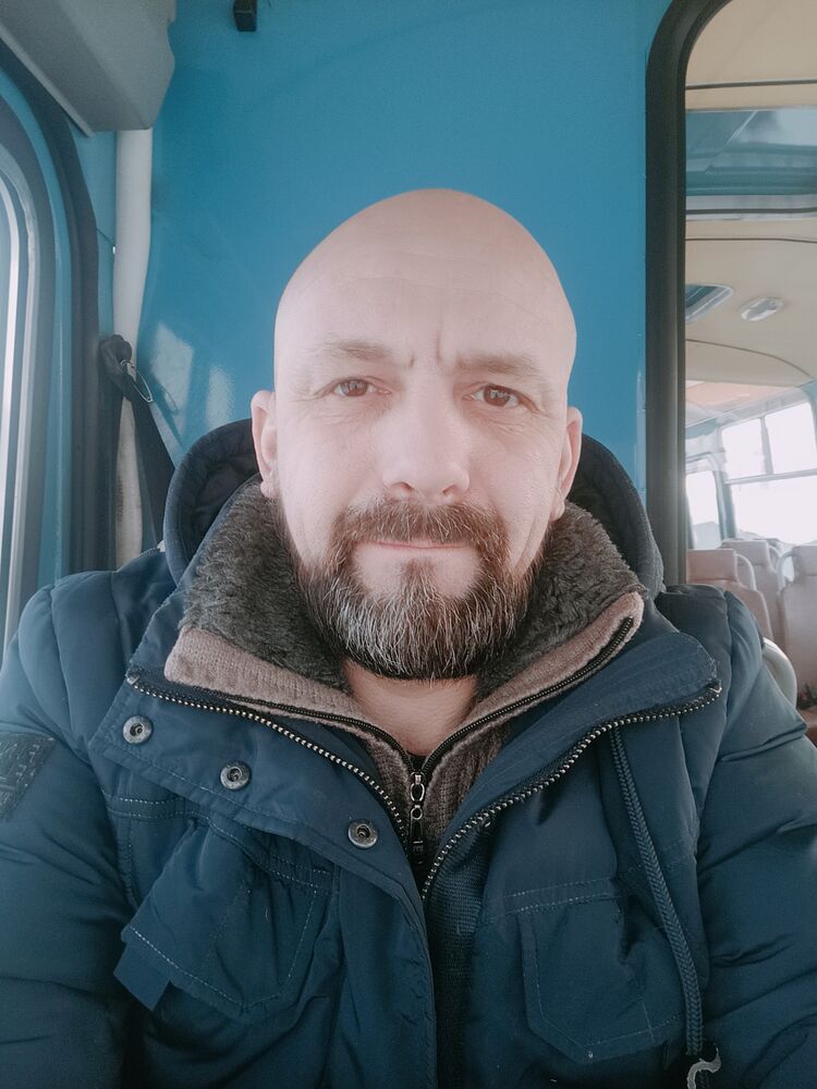  41836668  , 46 ,    