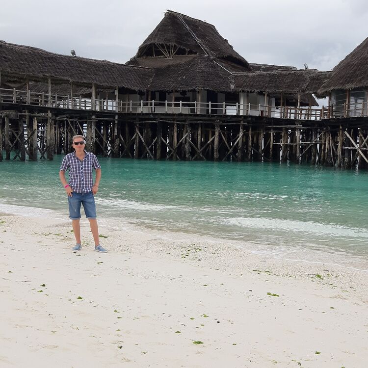  ,   Oleg, 51 ,   ,   , c 