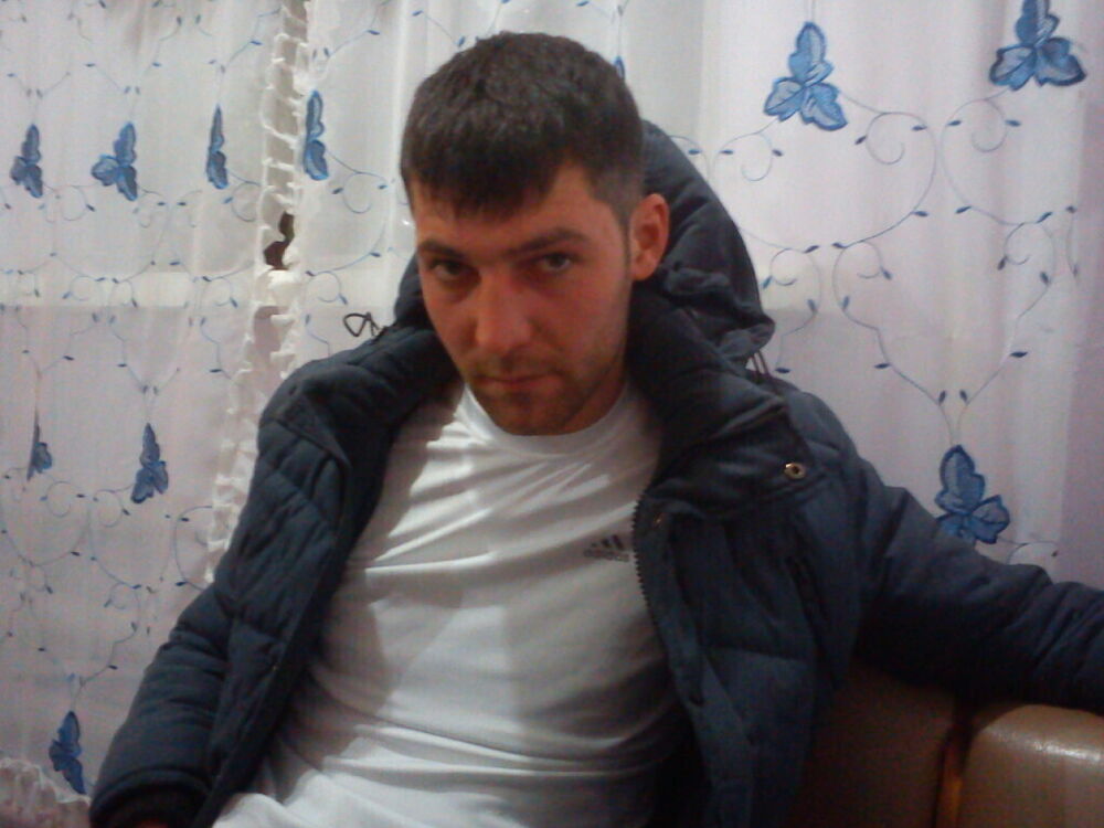  45571678  Denls, 36 ,    