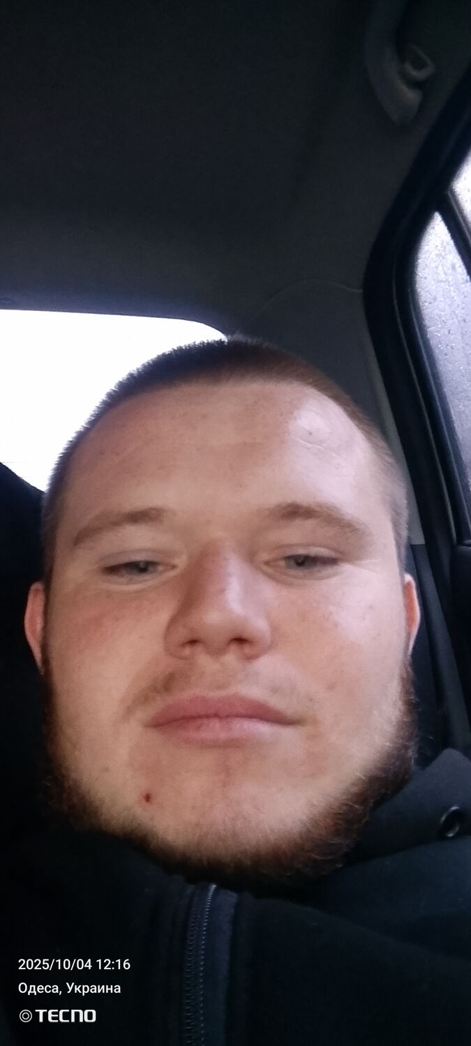  54162318  Slavik, 21 ,    