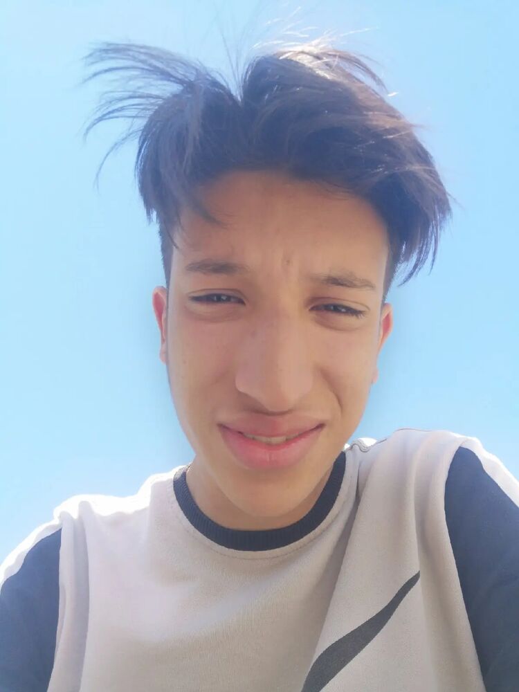  ,   Louei, 20 ,   ,   