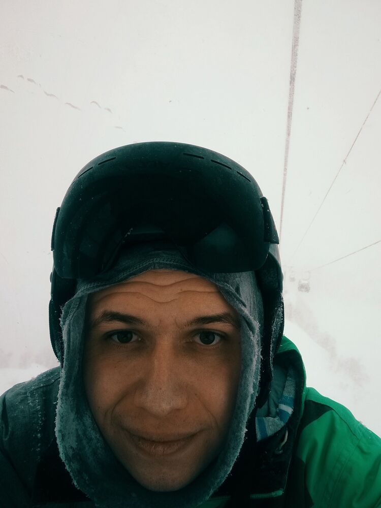  39003018  , 33 ,    