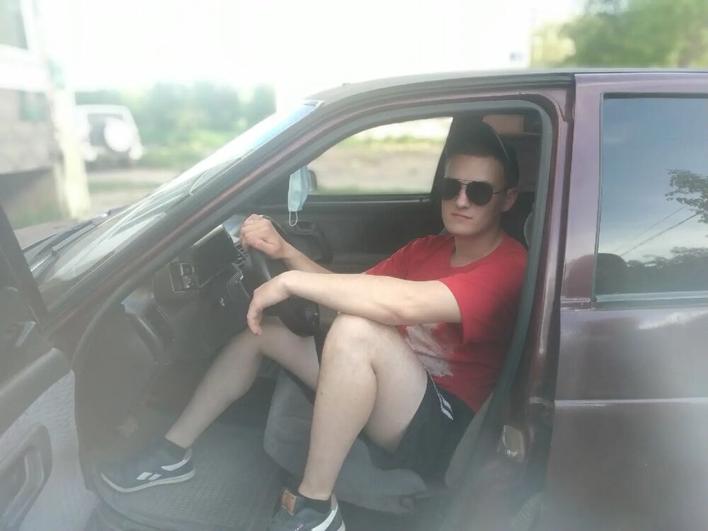  -,   Viktor, 27 ,   ,   , c , 