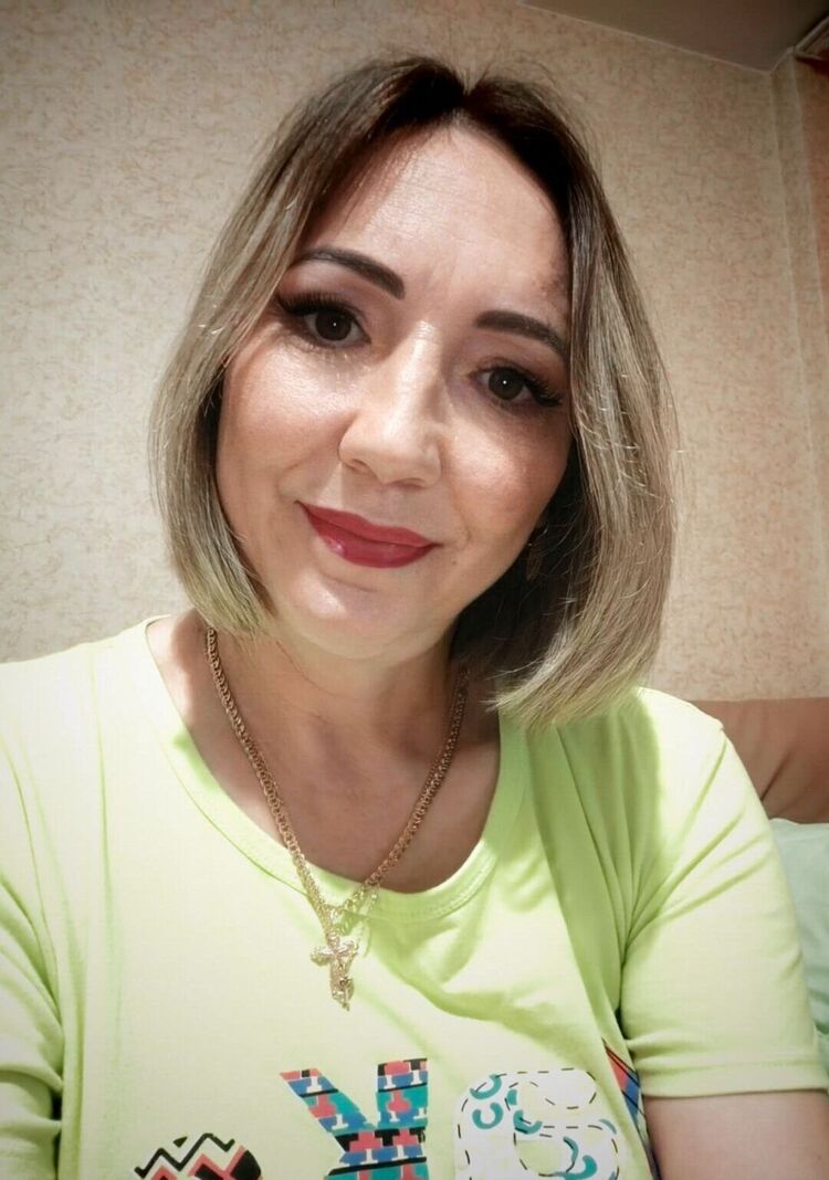  46463148  Olga, 47 ,    