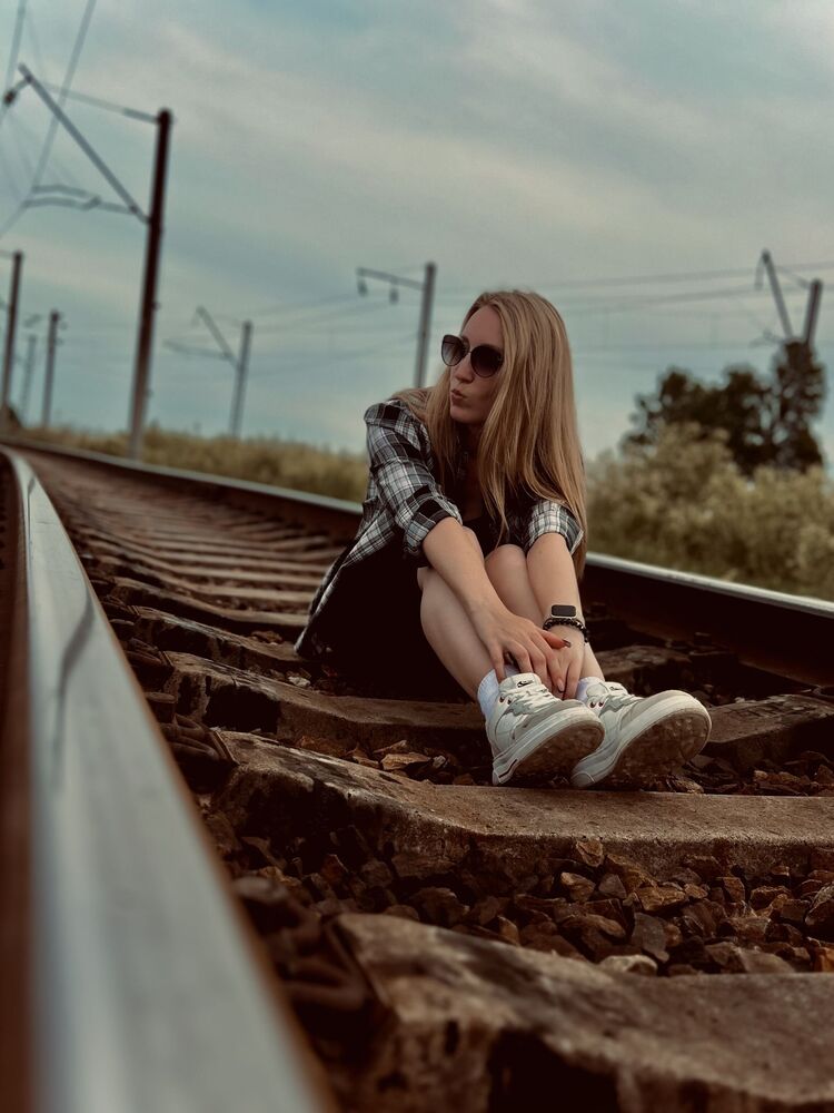  52568028  , 27 ,    