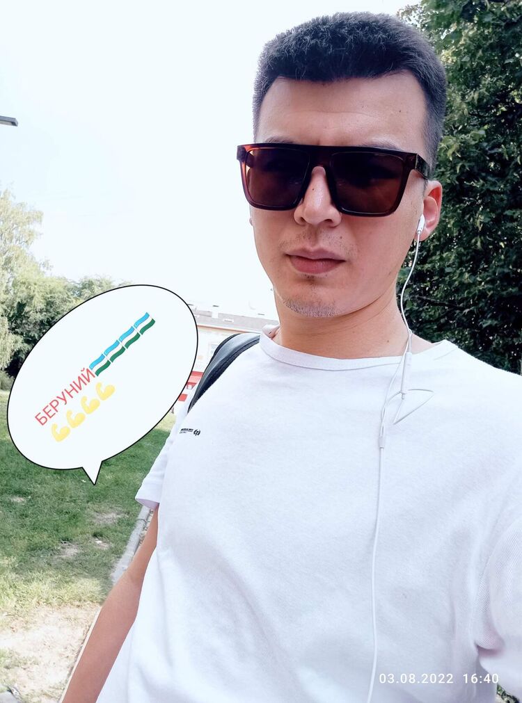  ,   Azik, 28 ,   ,   