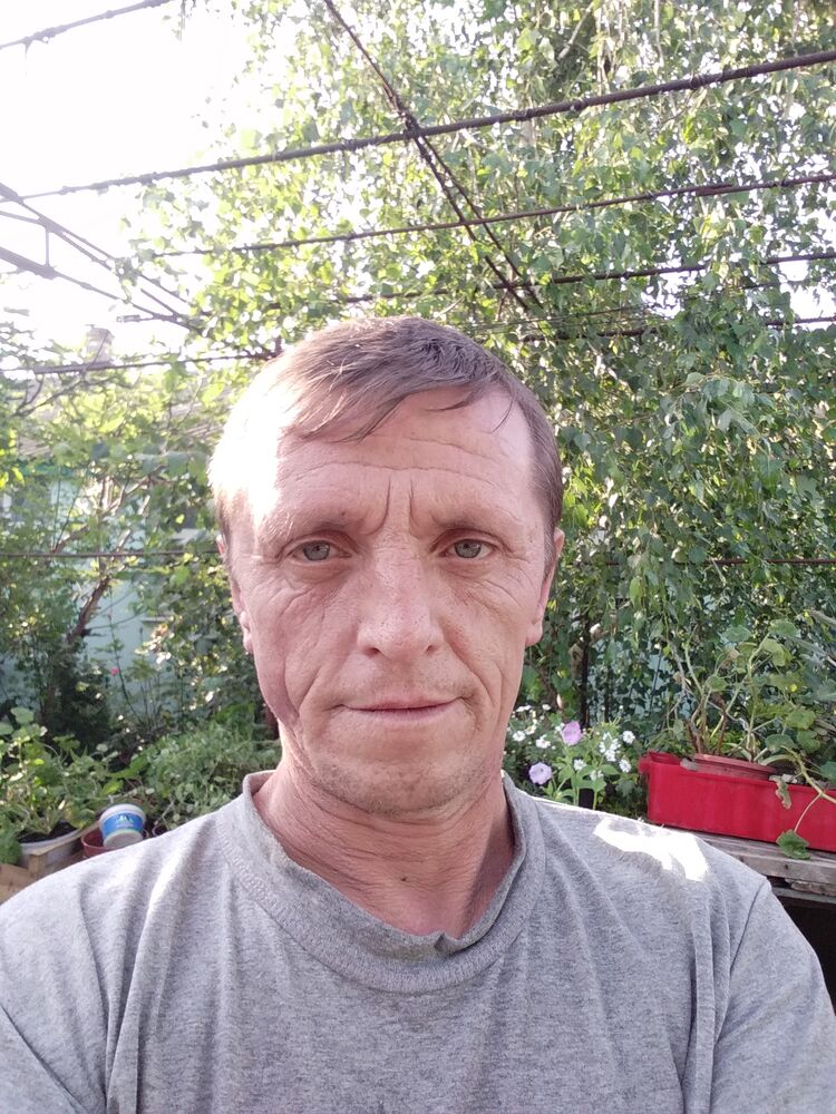  35460398  Aleksei, 50 ,    