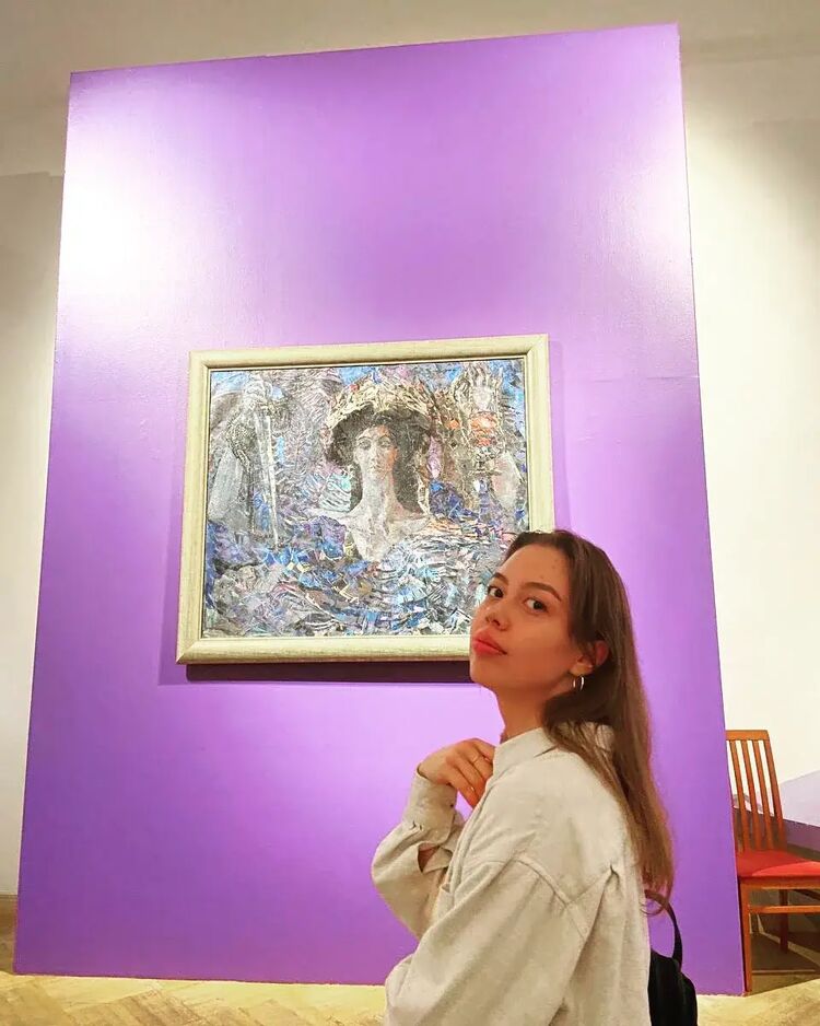  35804168  , 27 ,    -