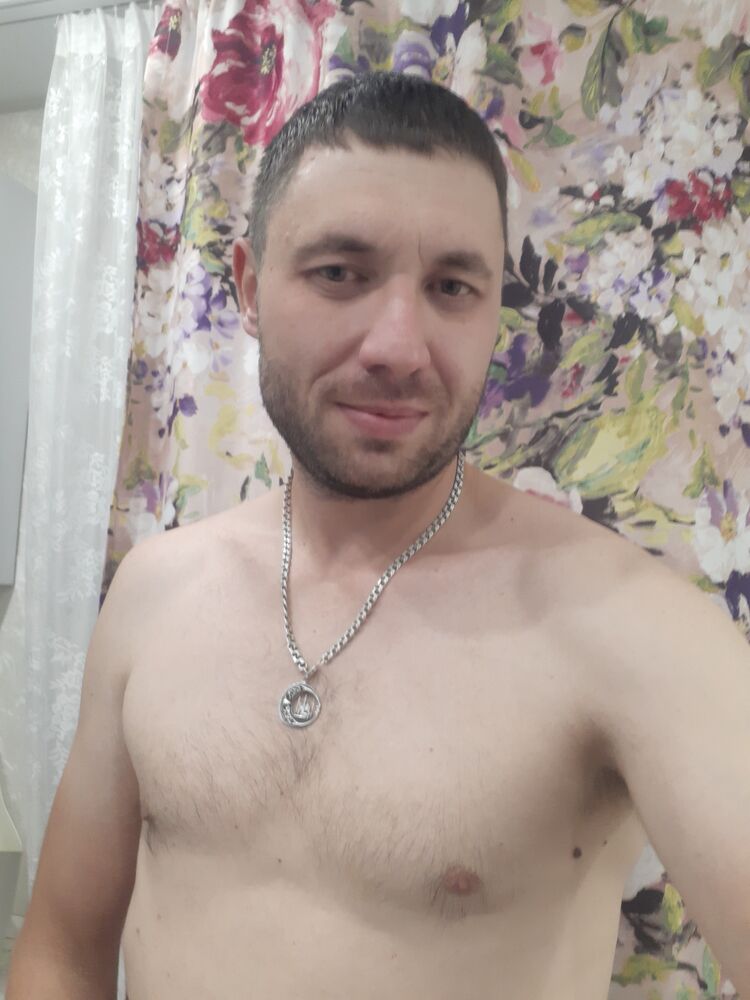  46099218  Rustem, 34 ,    