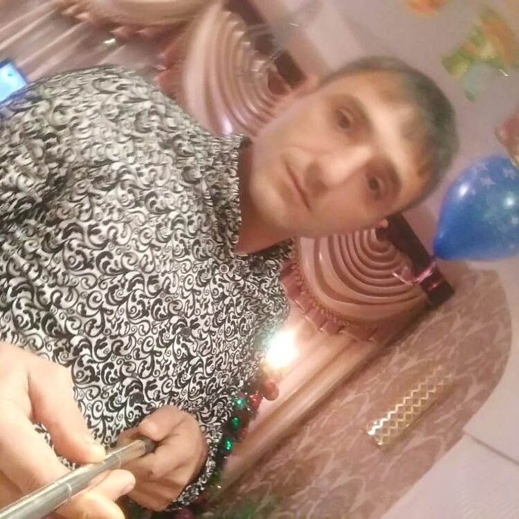  ,   Gevorg, 41 ,   ,   , c 