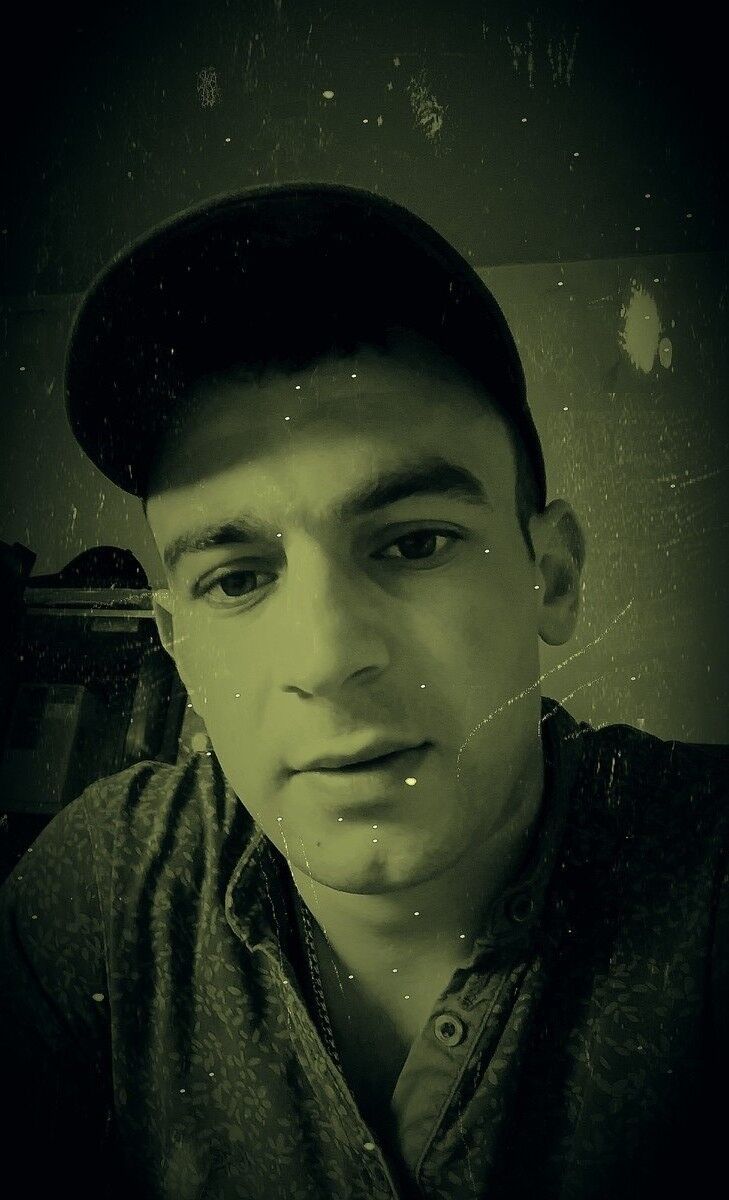  ,   Gegham, 32 ,   ,   , c 