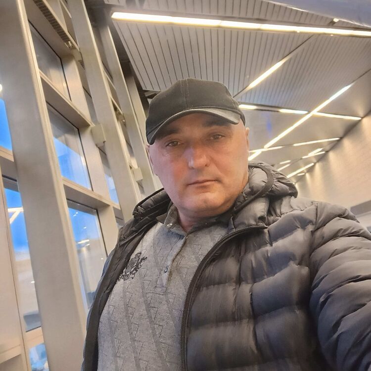  ,   Ararat, 48 ,   ,   