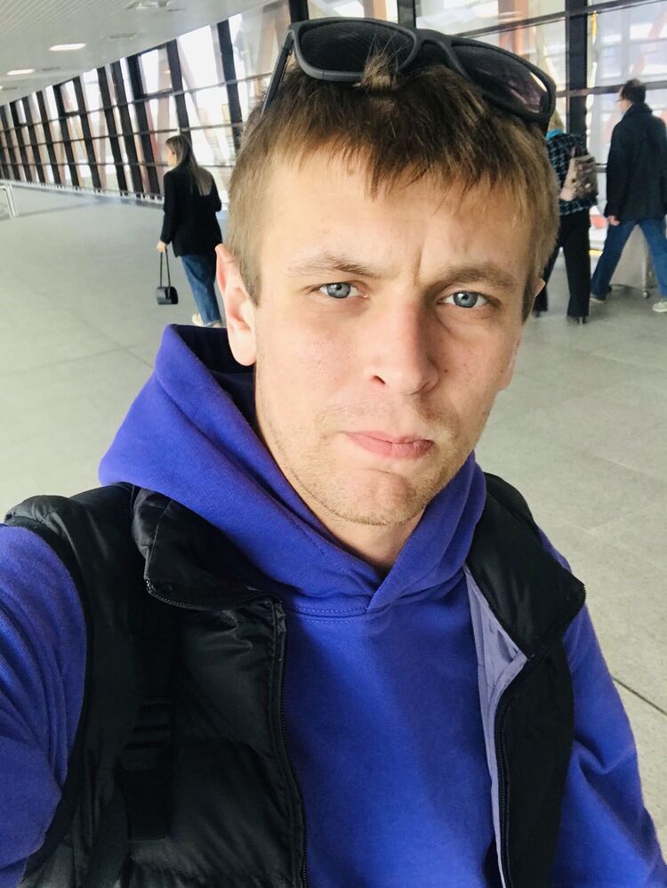 ���� 51264768 ������� ���������, 33 ����, ���� ���������� � Praha